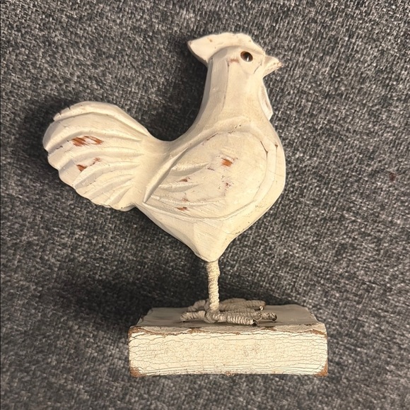 Rustic Cream Wooden Rooster Figurine - Picture 3 of 6